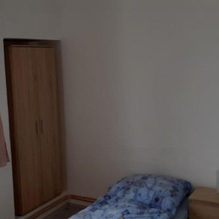 Farma Macas Villa Lazne Bohdanec Luaran gambar