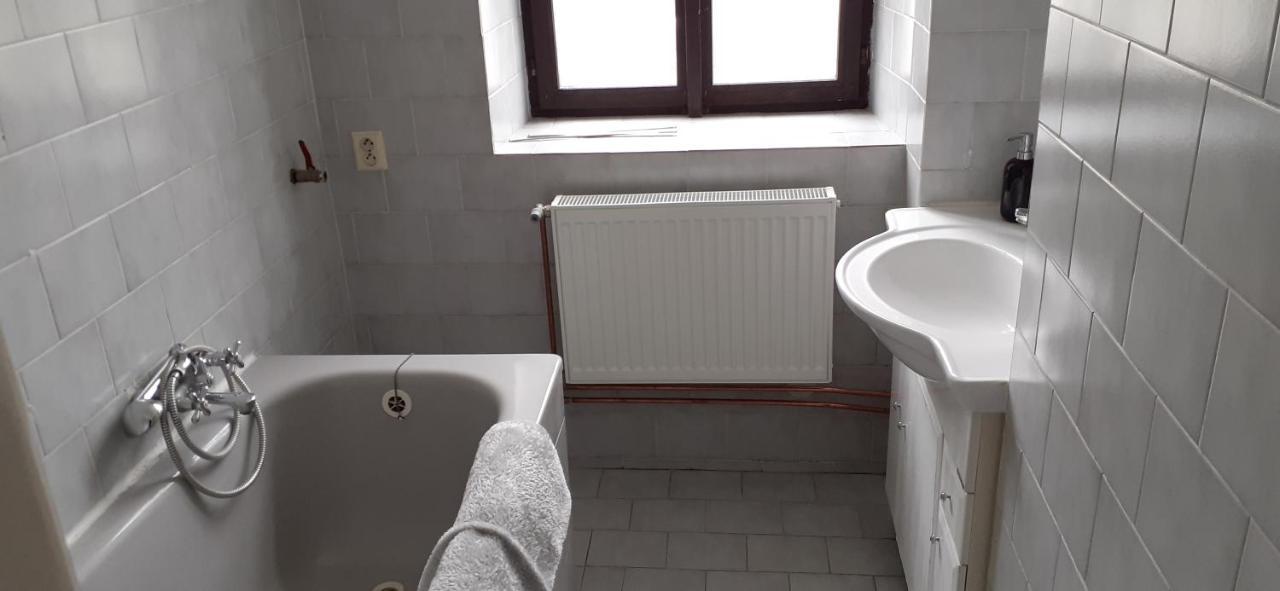 Farma Macas Villa Lazne Bohdanec Luaran gambar